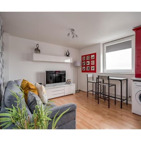Central Belfast Apartments Jubilee Heights ภายนอก รูปภาพ
